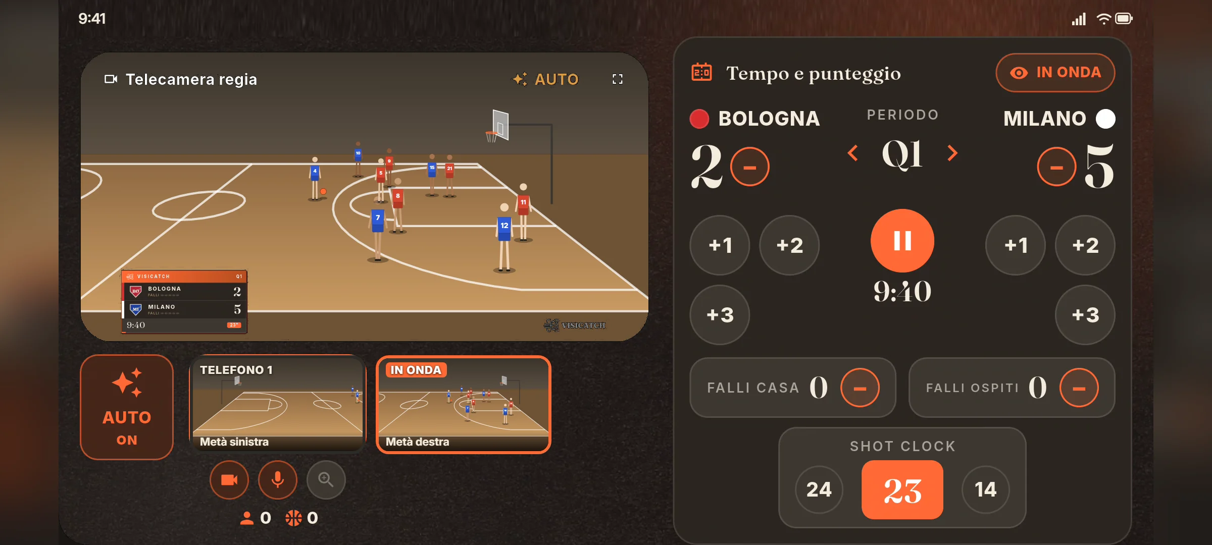 L'app in regia durante una partita: anteprima delle due camere, punteggio, comandi.